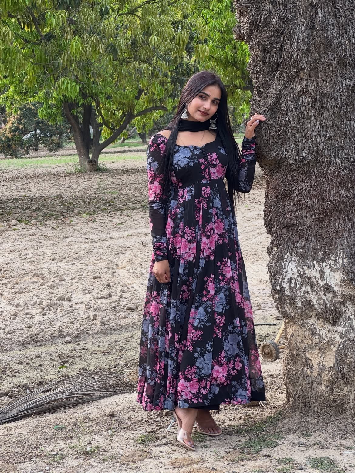 Floral Fox Georgette Anarkali Set with Dupatta – Black