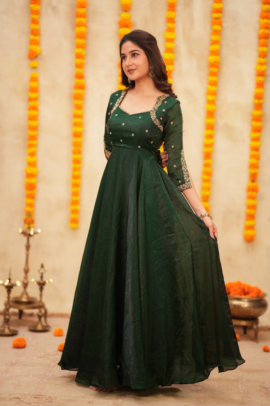 Emerald Green Sparkling Georgette Anarkali Gown | Velora