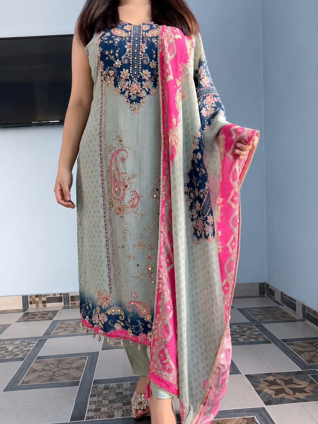Premium Berry Silk Sleeveless Kurta Pant & Dupatta Set with Designer Bracelet